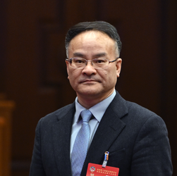 在實(shí)踐中探真知 在實(shí)踐中育新人