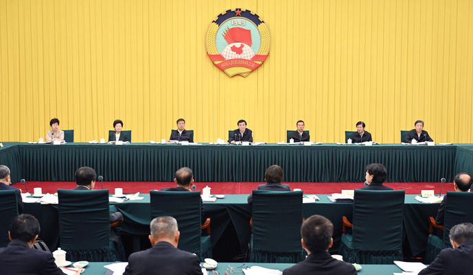全國政協(xié)召開雙周協(xié)商座談會(huì) 圍繞全方位擴(kuò)大國內(nèi)需求協(xié)商議政 王滬寧主持
