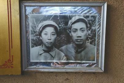 胡崇紳與愛人李宗妤,。