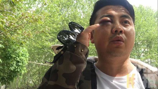為搶朋友圈十來塊“紅包”,，寧陜鎮(zhèn)政府干部大打出手。
